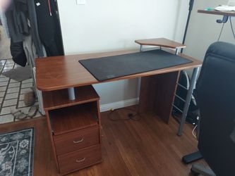 Work desk