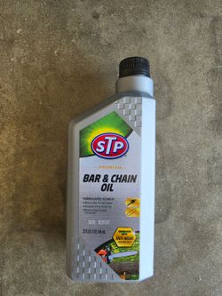 STP Premium Bar & Chain Oil Case/Pack Of 12 Quarts