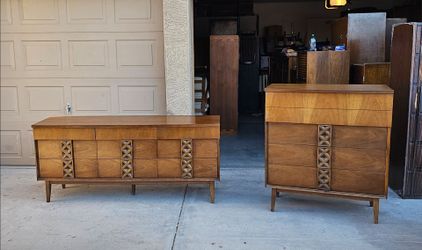 Mid Century Dresser Set