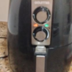 GOURMIA AIR FRYER 