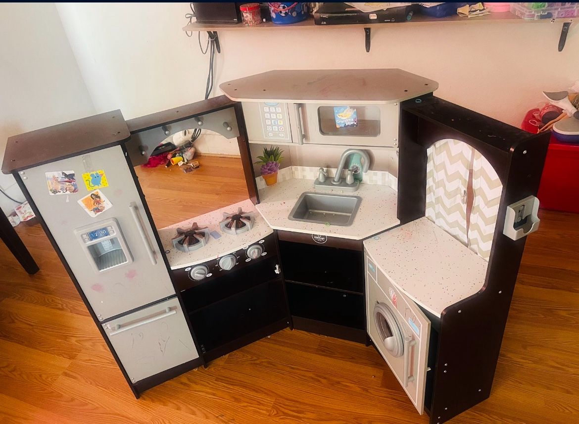 Kids Kitchen