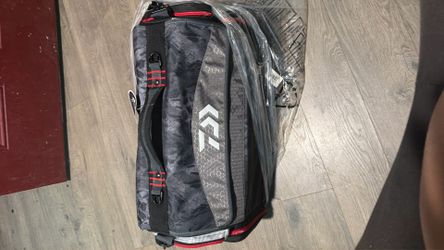 Daiwa tackle barn bag