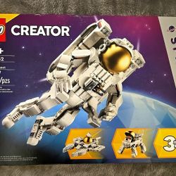 LEGO 31152 Creator 3 in 1 Space Astronaut Toy Set, Science Toy