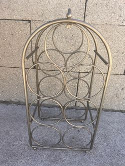 7 Bottle Metal Wine Rack