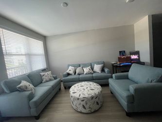 Couches $1600