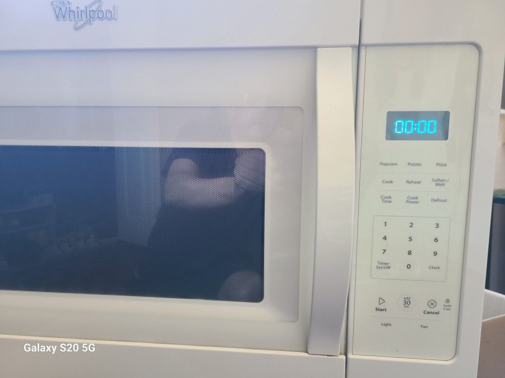 Whirlpool Microwave 