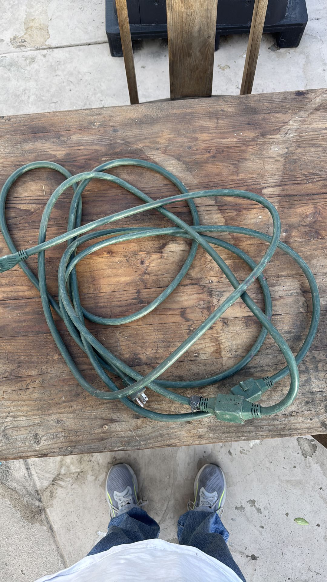 Outdoor Heavy Duty 25 foot Extension Cord