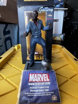 Luke Cage Diamond gallery Statue
