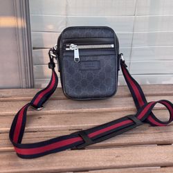 Gucci Black Messenger Bag 