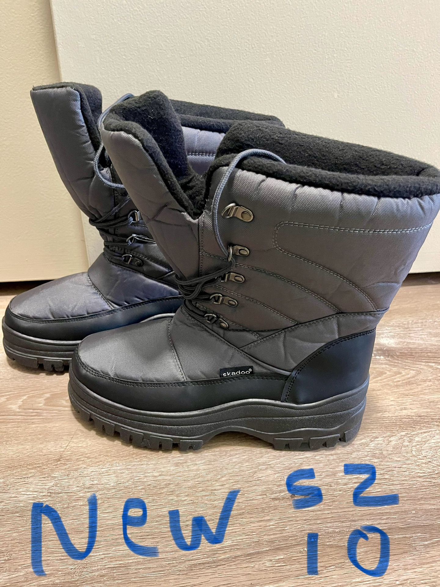 Men Snow Boots Sz 10