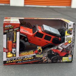 Maisto Tech RC Xtreme Overland Jeep Wrangler Rubicon remote-controlled truck.