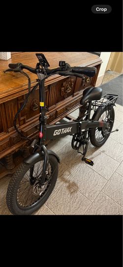 GoTrax folding e-bike