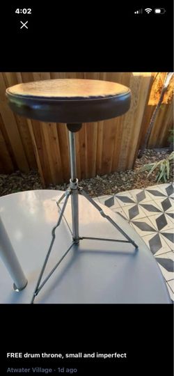 Free Drum Throne