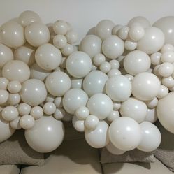 Mini Balloon Wall $45
