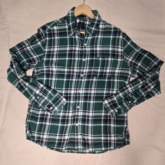 J. Crew Slim Fit Large Green Flannel Plaid Men's Shirt