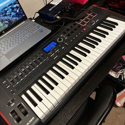  Novation Impulse 49 MIDI Controller 