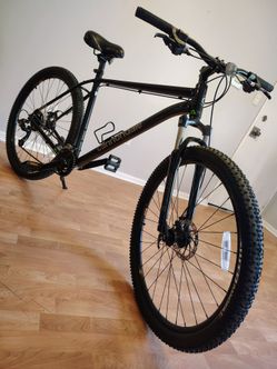 Cannondale trail eight XL mountain bike