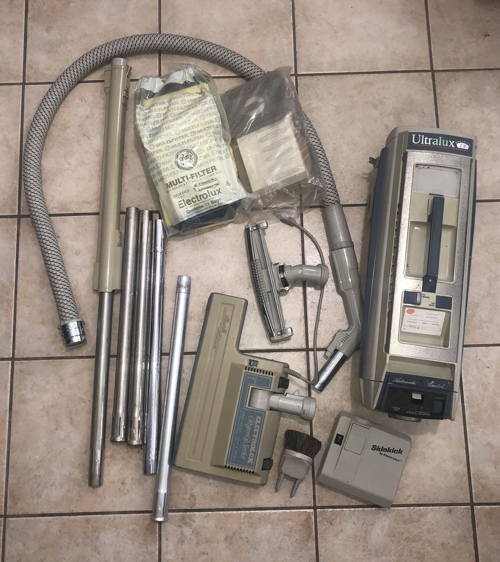 Vintage Electrolux Ultralux LX Diamond Jubilee Model 1521