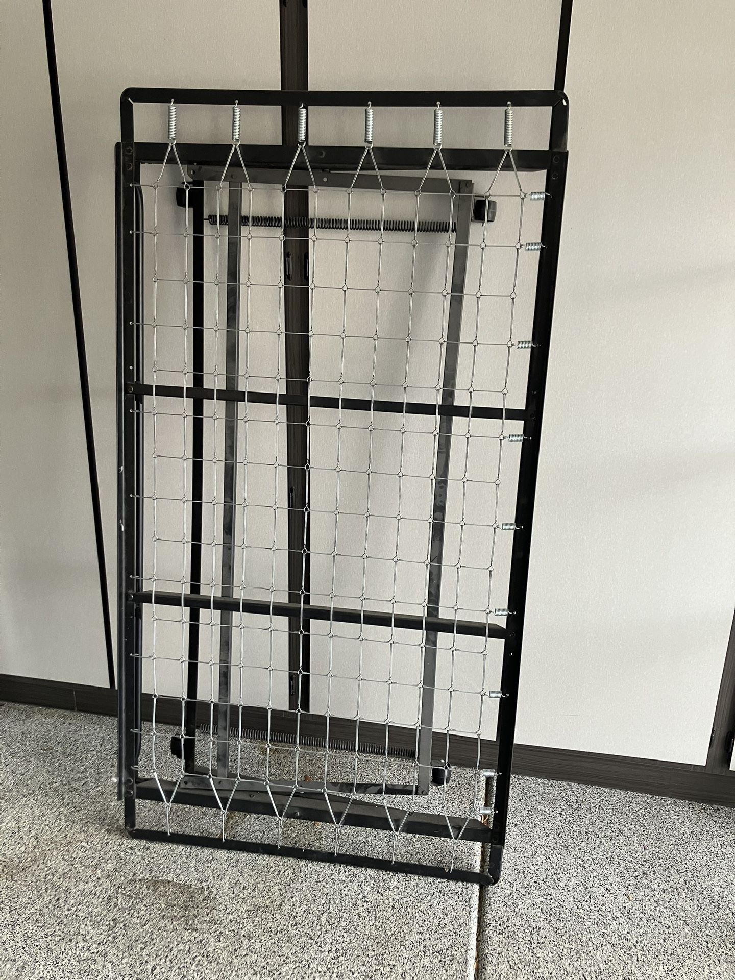 Black Metal Pop-Up Trundle Twin Bed Frame
