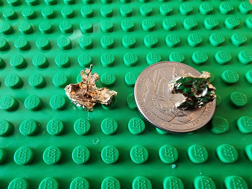 10K SOLID GOLD DIAMOND CUT NUGGET EARRINGS