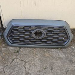 16-23 Toyota Tacoma TRD OEM Grille ASSEMBLY READ 👇🏼👇🏼👇🏼👇🏼