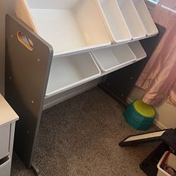 Toy organizer - missing 2 rows