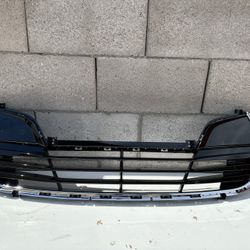 Hyundai Veloster Grill 2012-2017, Hyundai Veloster OEM Grill, front bumper grill, Hyundai Veloster front grille, NEW OPEN BOX 