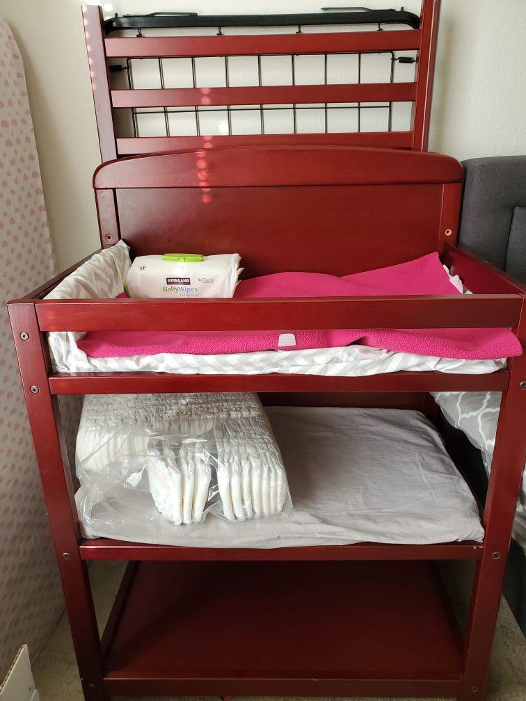 Baby Crib and Changing Table Combo 