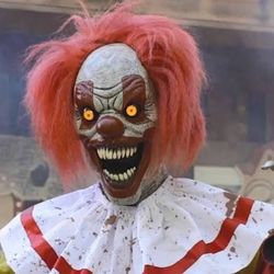 Clown animatronic/ clown/ decoration/ Halloween decoration/ animatronic/ Halloween animatronic