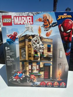 Marvel Peter Parker's Apartment Lego set NEW!!