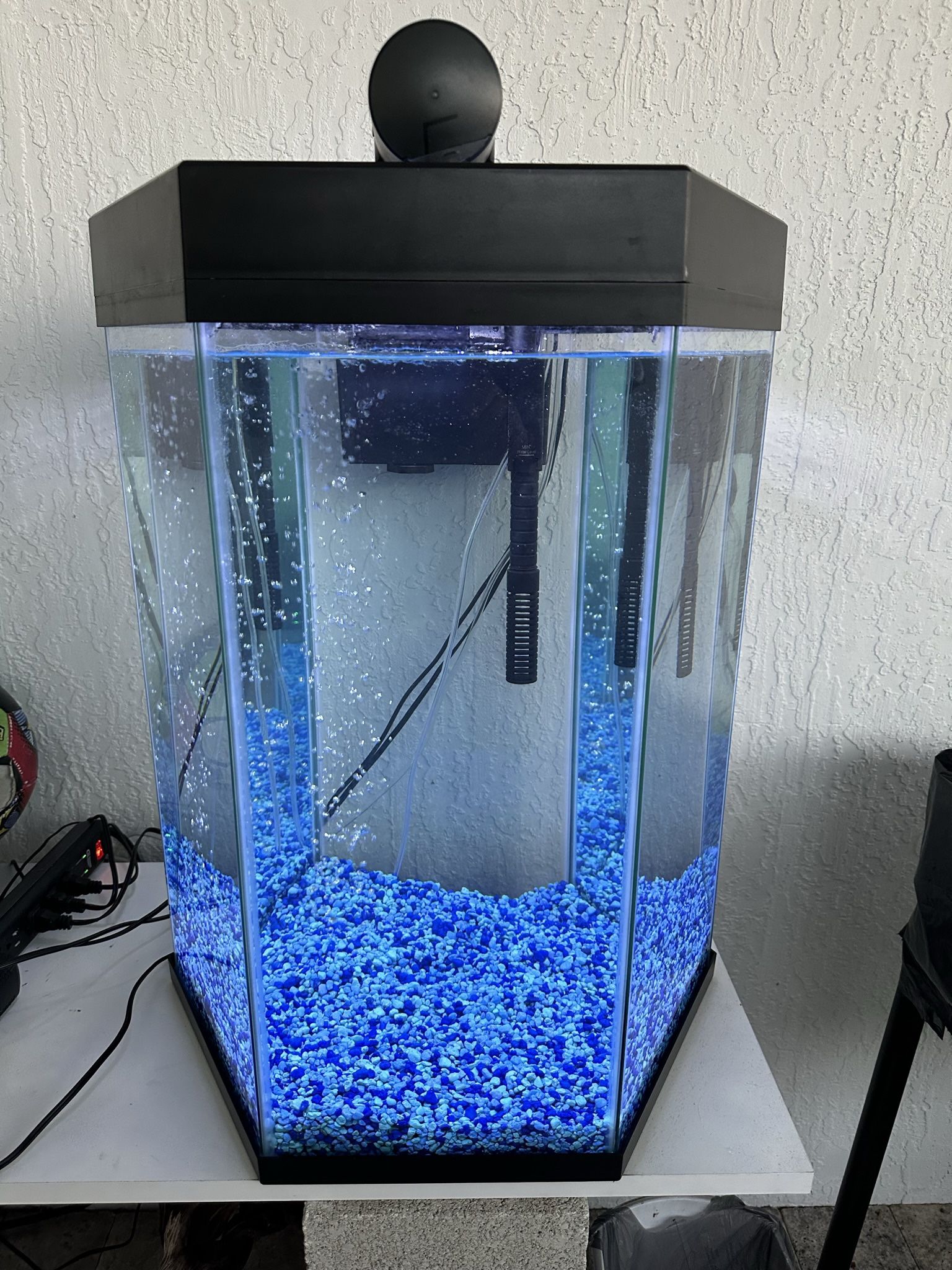 Aquarium - Hexagonal -,20 gallons Fish Tank