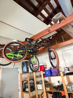 Mongoose orange black kids mountain bike