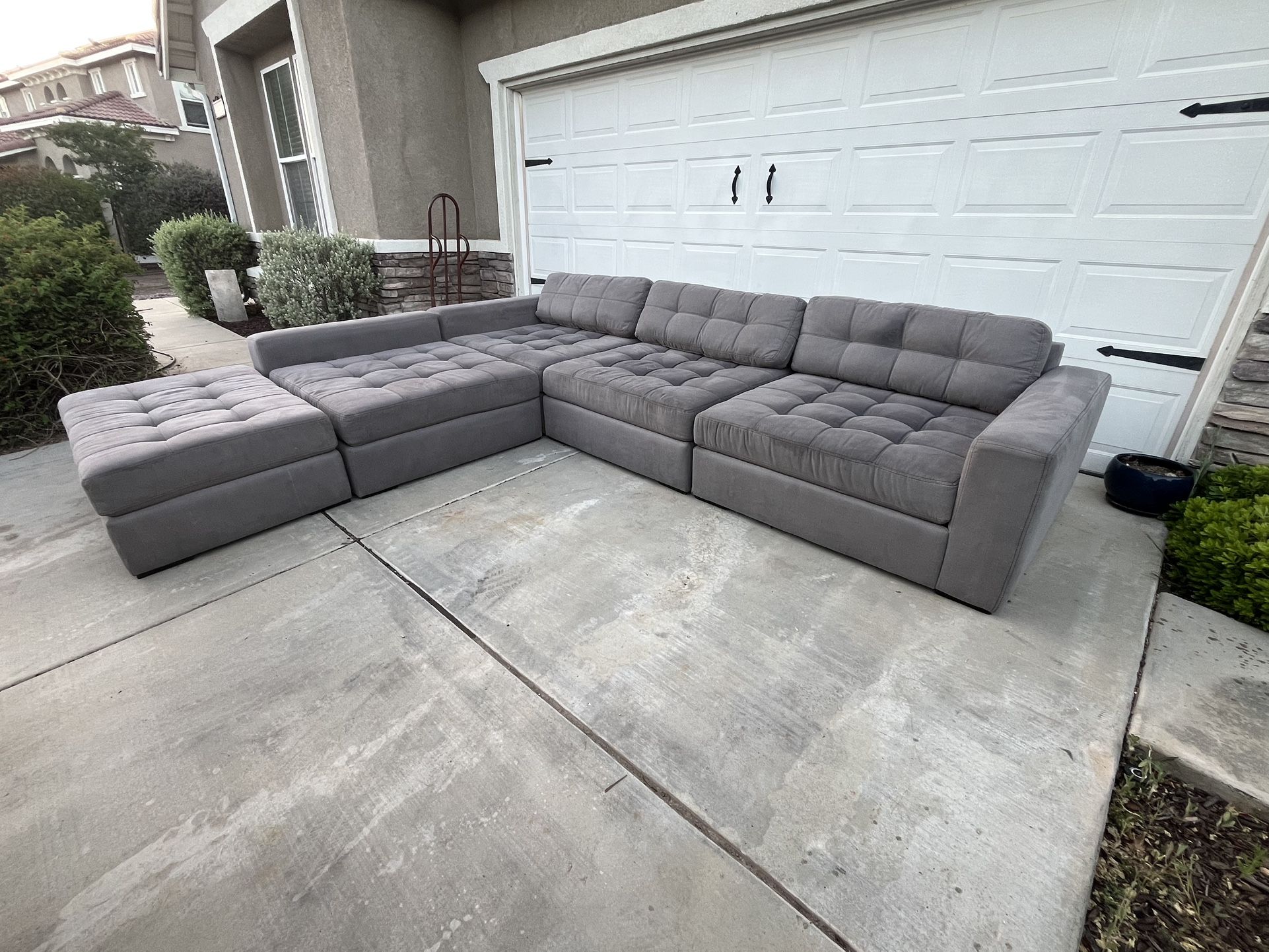 Jonathan Louis Noah Sectional Couch