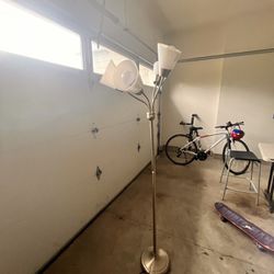 Sturdy 5-lamp Light