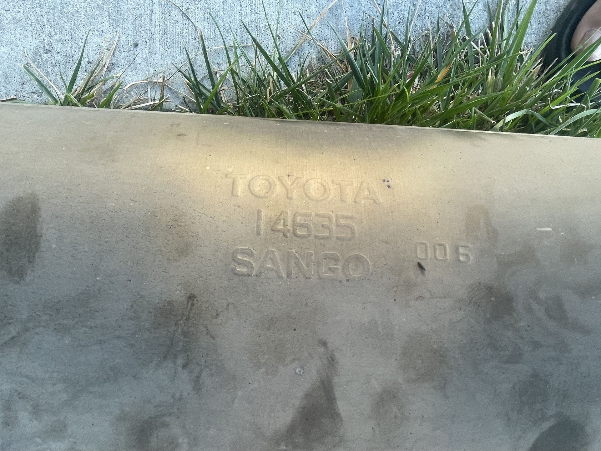 Lexus Gs300 Oem Mufflers