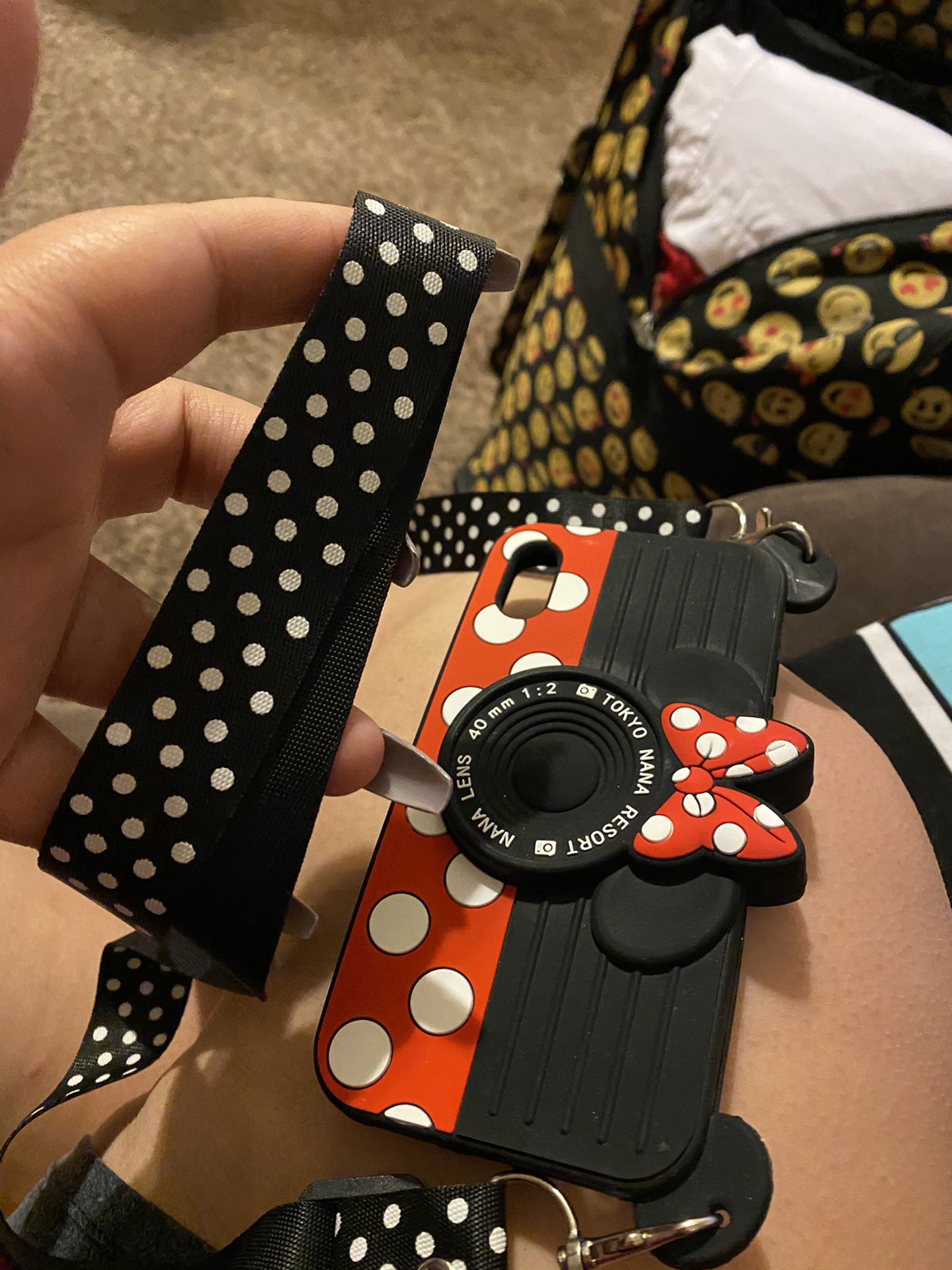 Minnie Mouse case with strap