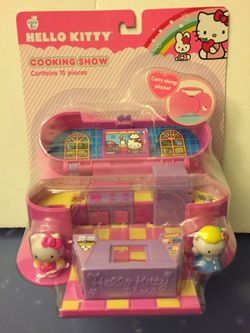 New Hello Kitty Cooking Show Carry Along Playset