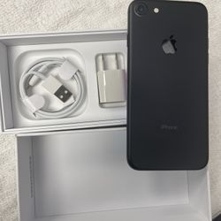 iPhone 7 128g Factory Unlock Like New 