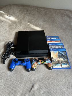Sony PS4 500GB Console Bundle – 2 Controllers, 4 Games, Tested & Working