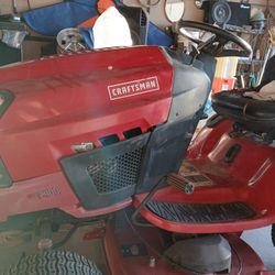 Craftsman Lawnmower 