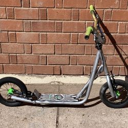 Mongoose Scooter Expo Kick BMX Green & Grey