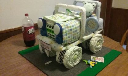 Jeep diaper cake