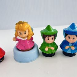 Fisher Price Little People Sleeping Beauty Aurora & Fairy Godmothers Blue Chair