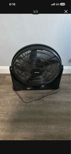 Pelonis 20-Inch Black Air Circulator Floor Fan with 3-Speeds, Lightweight,