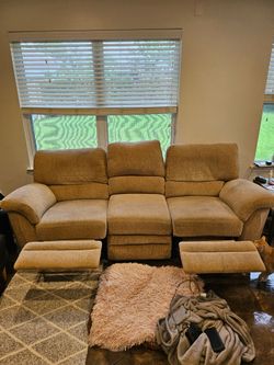 Reclining couch