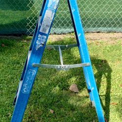 Cosco 4ft. Ladder