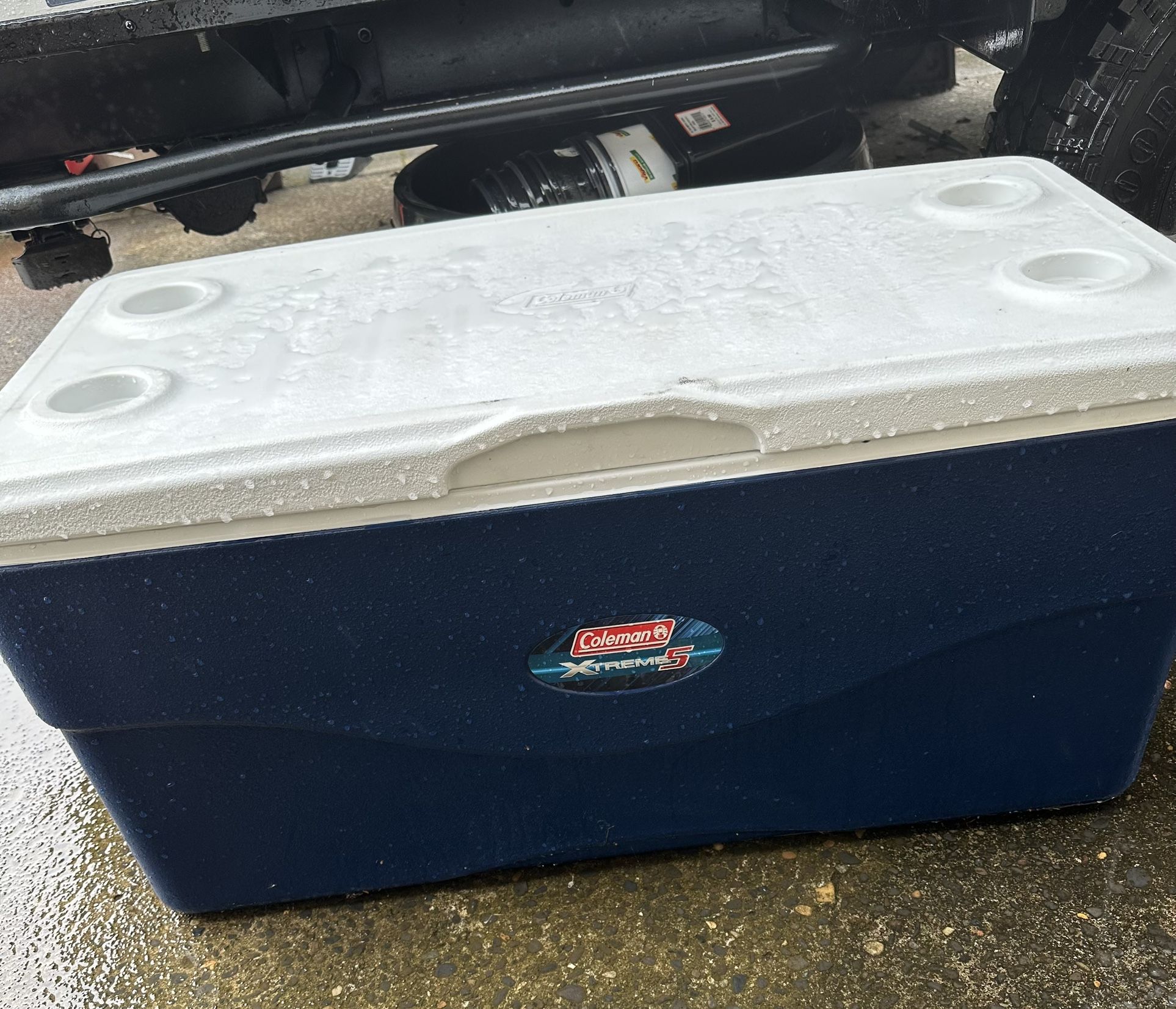 Coleman Extreme 5 Cooler- Excellent Condition