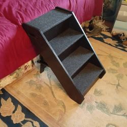 Pet Steps 4 Step Wood Animal Planet for Sale in Vancouver WA OfferUp