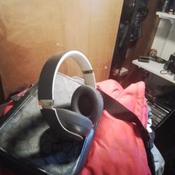 Beats Studio 3