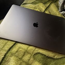 MacBook Pro Open For Trades 
